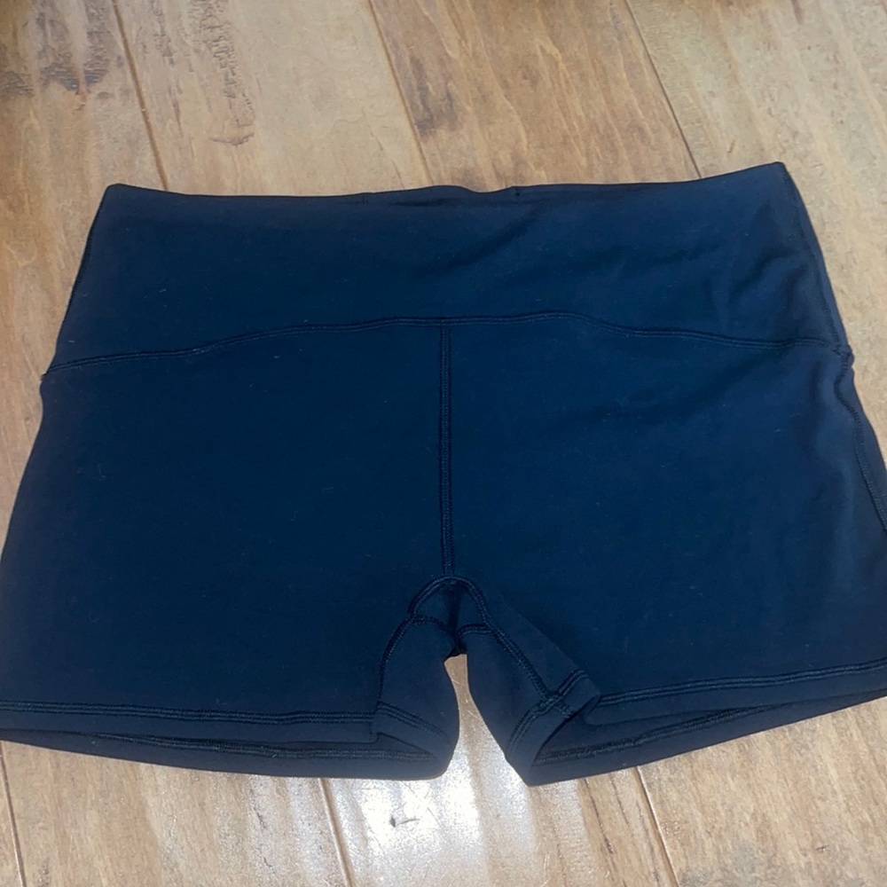 Lululemon ivivva shorts
